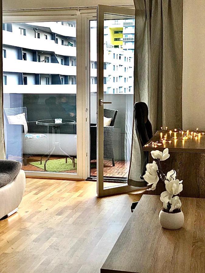 2 Bedroom Apartment Next To Metro U1 And Garage Parking Wien Ngoại thất bức ảnh