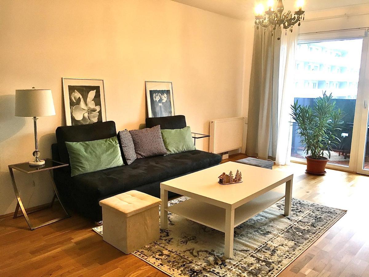 2 Bedroom Apartment Next To Metro U1 And Garage Parking Wien Ngoại thất bức ảnh