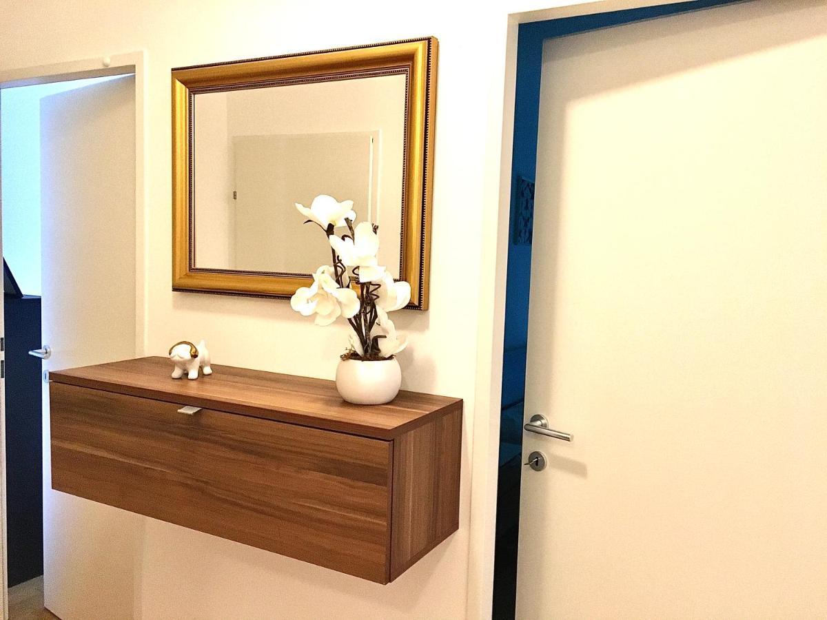 2 Bedroom Apartment Next To Metro U1 And Garage Parking Wien Ngoại thất bức ảnh